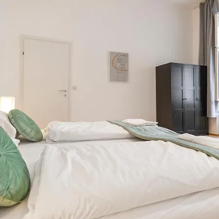 2Br Shared Apt Only 7Min To Wiener Stadthalle Exterior photo