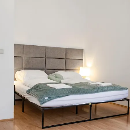 2Br Shared Apt Only 7Min To Wiener Stadthalle Exterior photo