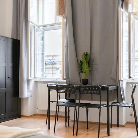 2Br Shared Apt Only 7Min To Wiener Stadthalle Exterior photo