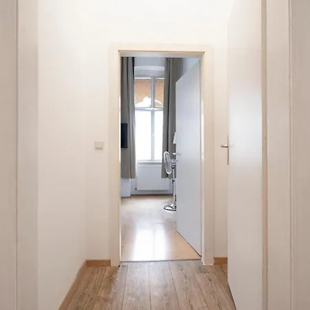 2Br Shared Apt Only 7Min To Wiener Stadthalle Exterior photo