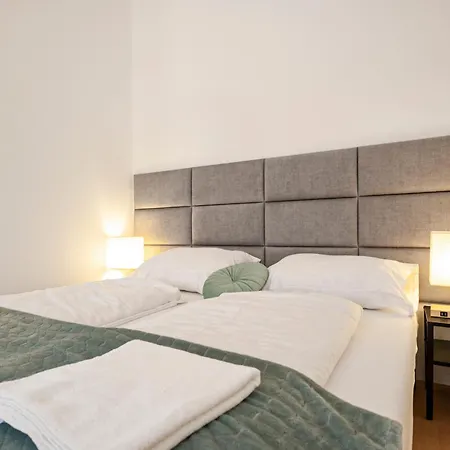 2Br Shared Apt Only 7Min To Wiener Stadthalle Exterior photo