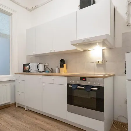 2Br Shared Apt Only 7Min To Wiener Stadthalle Exterior photo