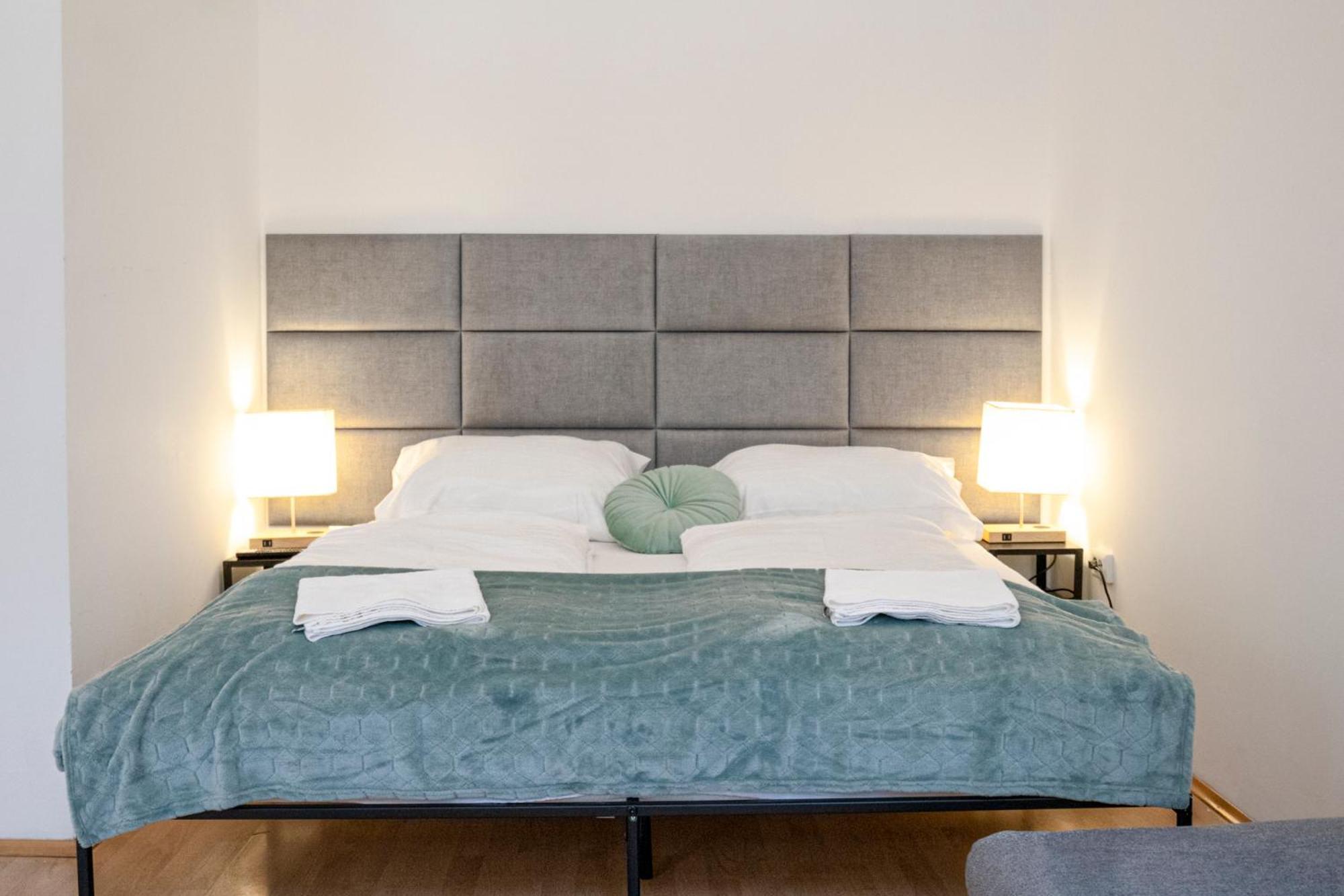 2br Shared Only 7min To Wiener Stadthalle Apartment Vienna